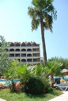 Golmar فندق